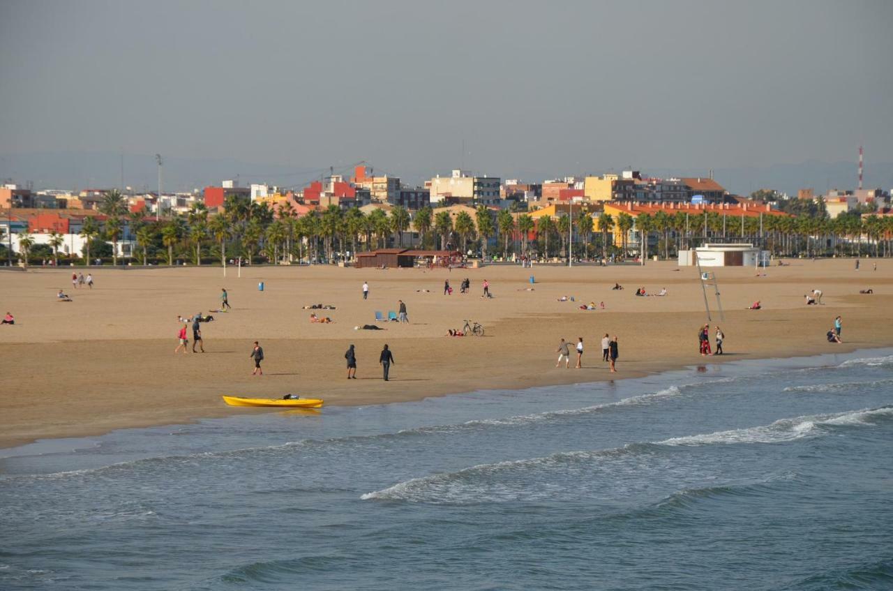 Malvarrosa Beach Apartment Valencia Exteriör bild